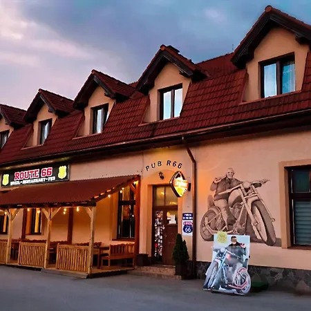 Route 66 モーテル Lopej